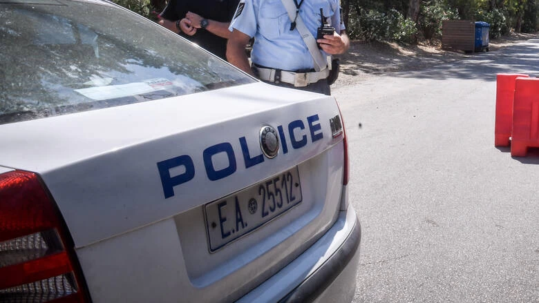 ΕΚΤΑΚΤΟ: Εκλεψαν υπηρεσιακό όχημα του Μεταγωγών στα Λιόσια – Ο αστυνομικός είχε ξεχάσει πάνω τα κλειδιά